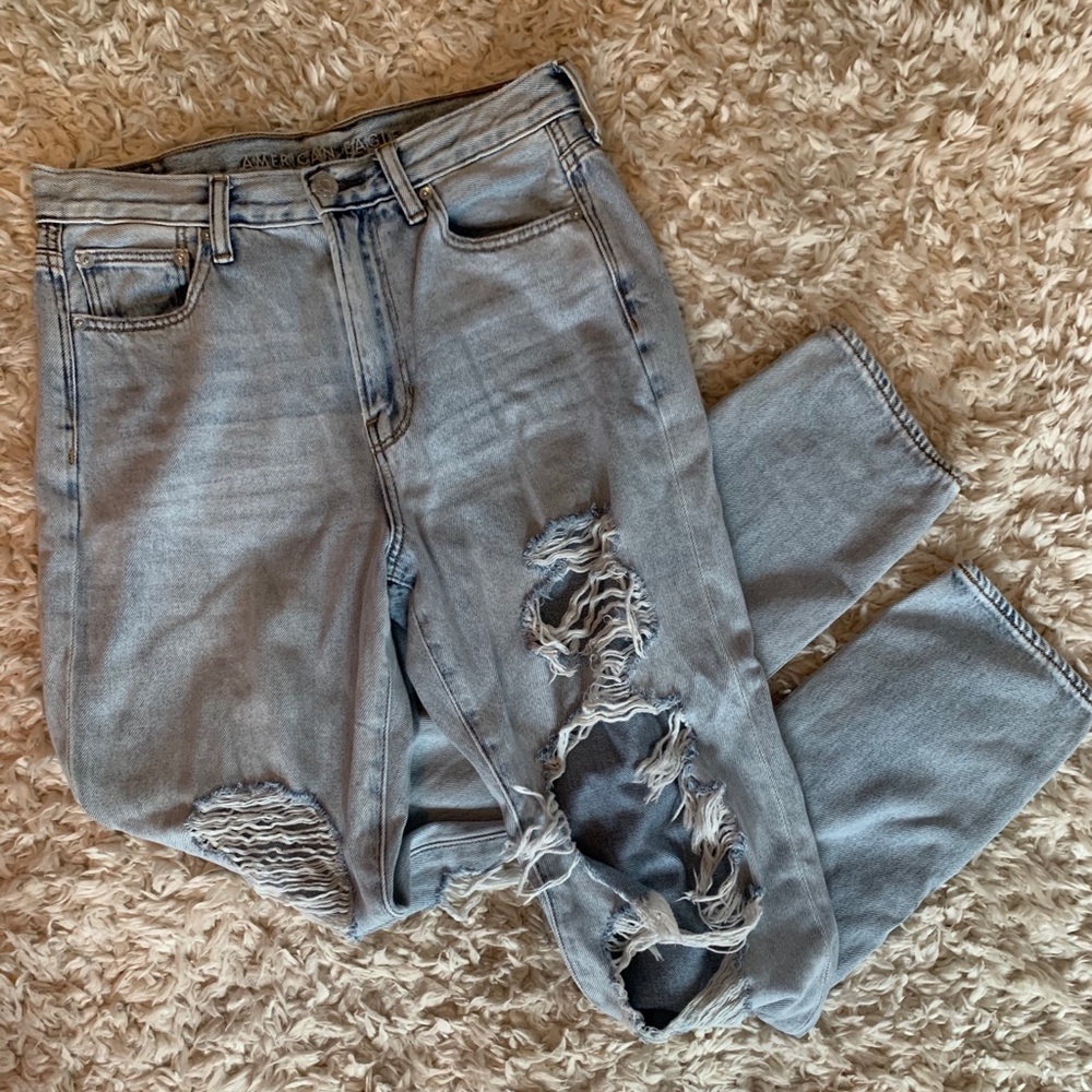 American Eagle Mom Jeans